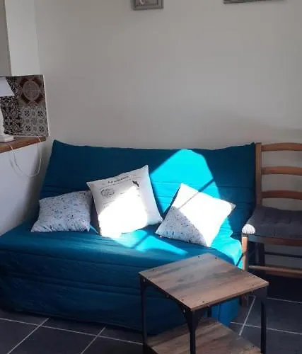 L'escale Cotinarde Apartamento *